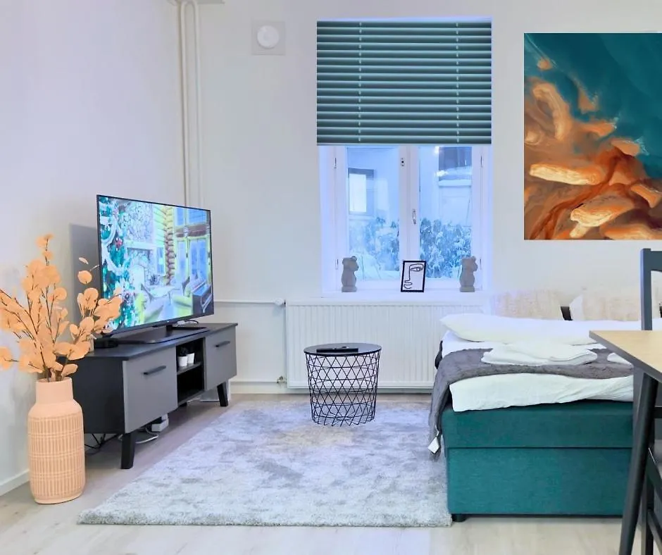 Neat Central Apartment Helsinki
