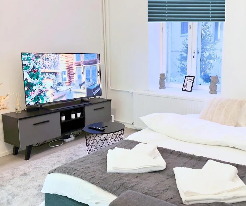 Neat Central Apartment Helsinki