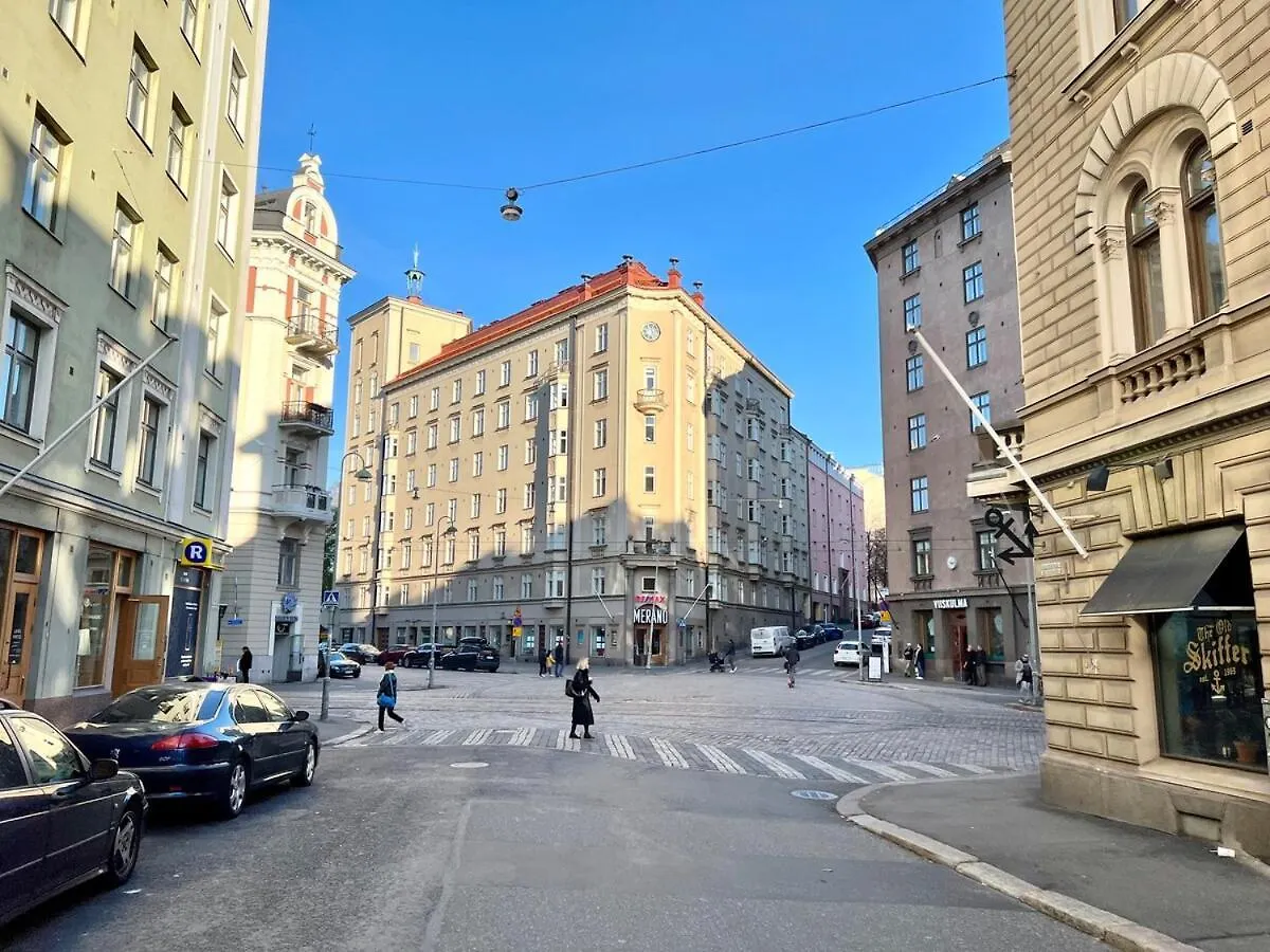Neat Central Apartment Helsinki Finland